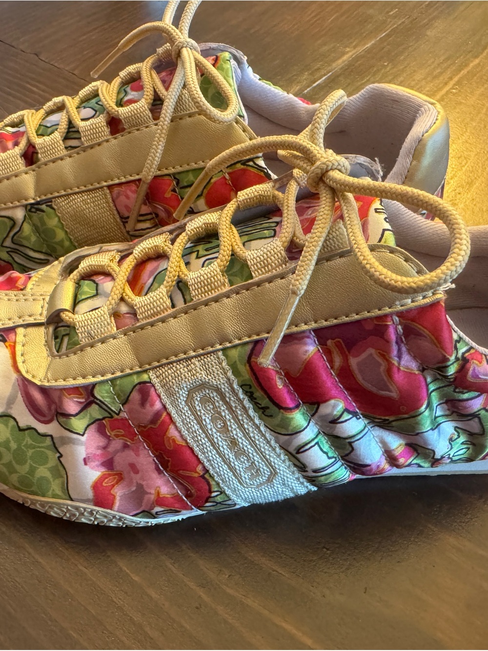 Coach Floral Lace-Up Fashion Sneakers